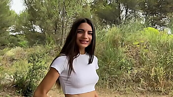 Garota Adolescente Com Peitos Pequenos Recebe Casting Anal Com Um Grande Pau Preto